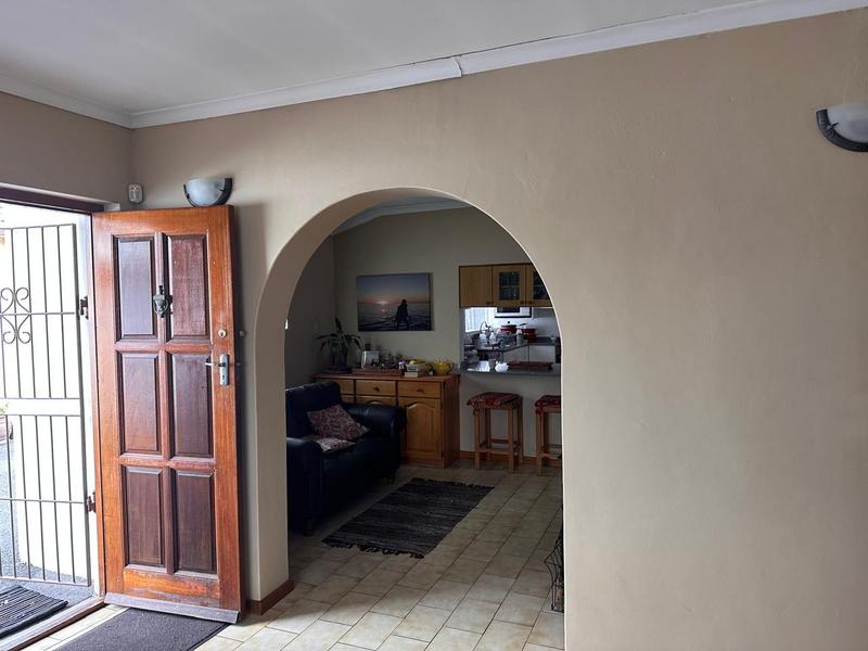 3 Bedroom Property for Sale in Devon Park Western Cape